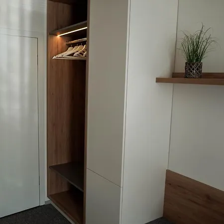 Casa de hóspedes Tri Zvezde